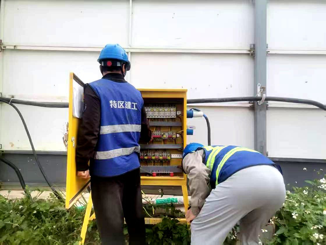 吉华检查2.jpg 吉华检查2.jpg