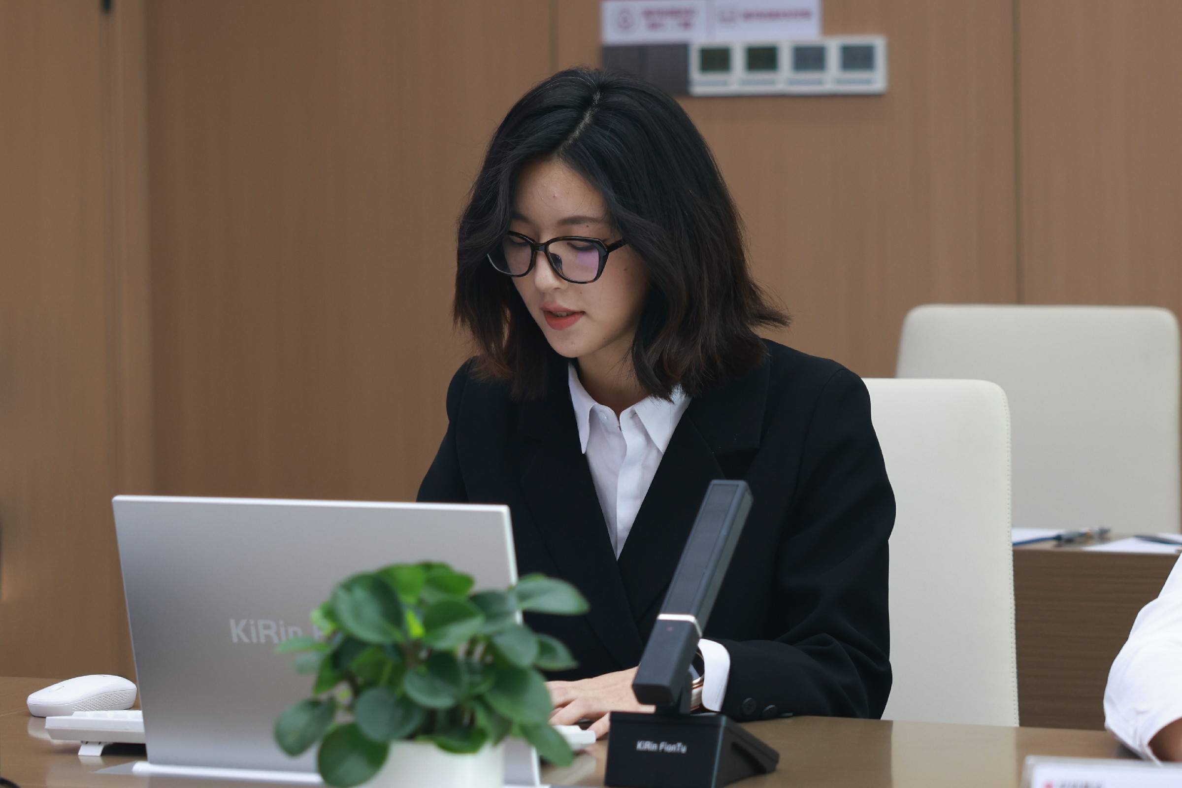 成本管控中心见习成本管理岗张忠贤.jpg 成本管控中心见习成本管理岗张忠贤.jpg