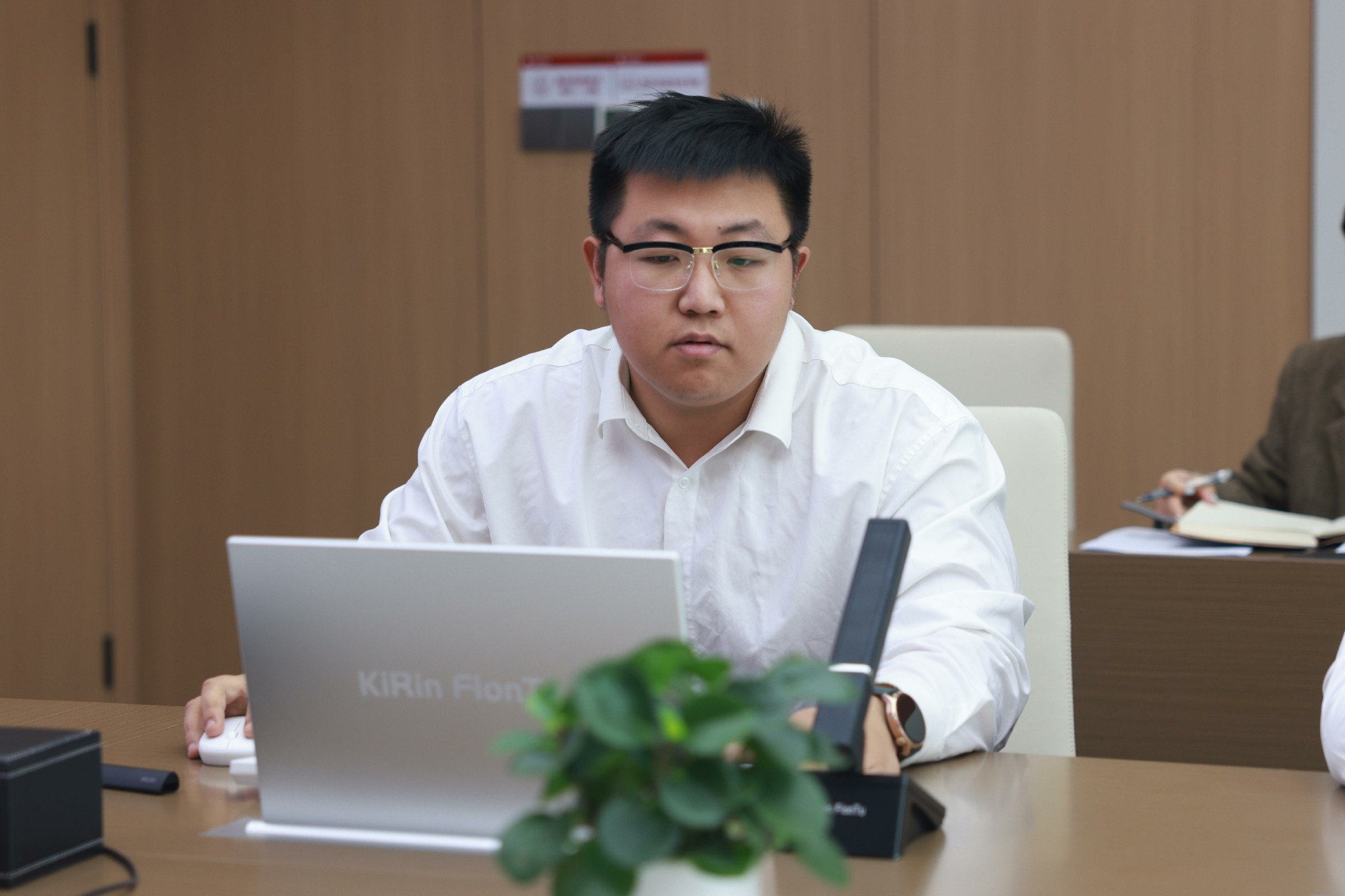 工程管理中心见习两制管理岗王凇宁.jpg 工程管理中心见习两制管理岗王凇宁.jpg